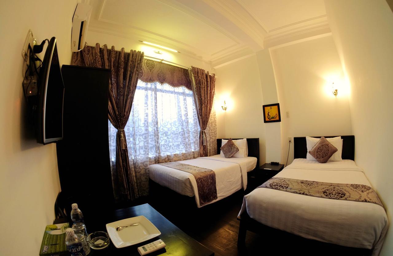 Evelyn Hotel Da Nang Esterno foto